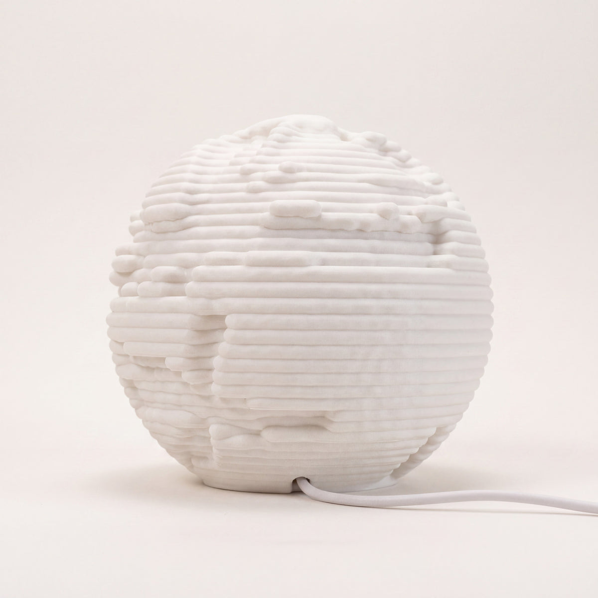 Strate : la mini lampe inspirée des canyons d'Arizona