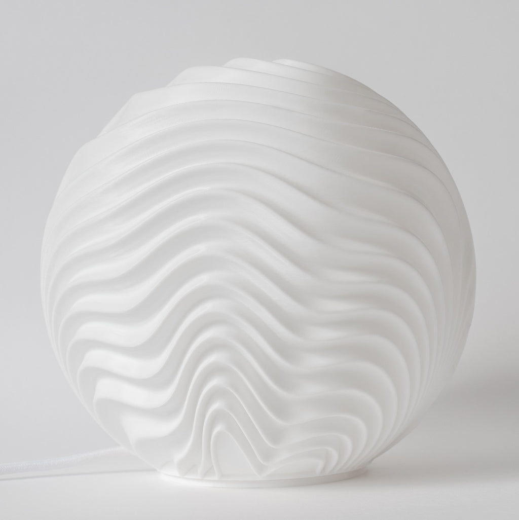 Sirocco : la grande lampe inspirée des dunes du désert