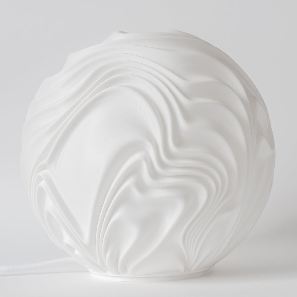 Onde : la grande lampe inspirée des remous d'une cascade