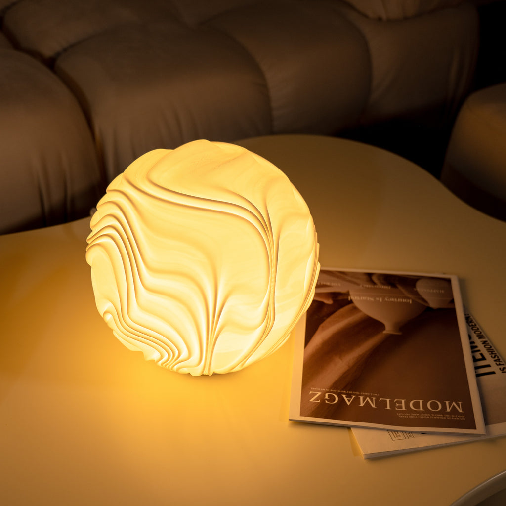 Onde : la grande lampe inspirée des remous d'une cascade