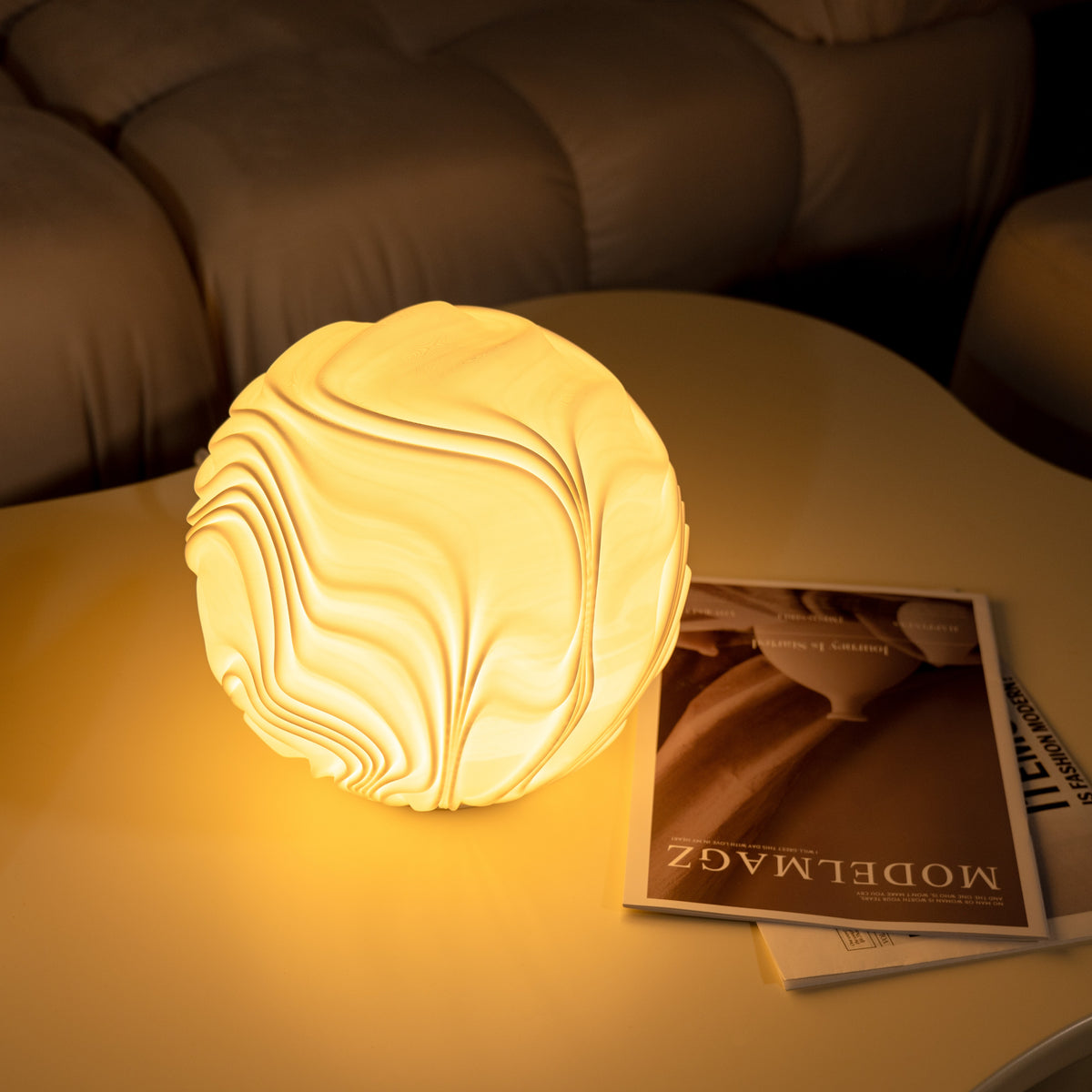 Onde : la grande lampe inspirée des remous d'une cascade