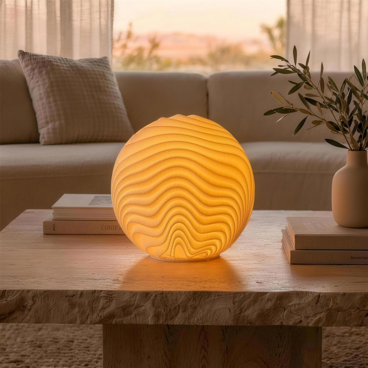 Sirocco : la grande lampe inspirée des dunes du désert